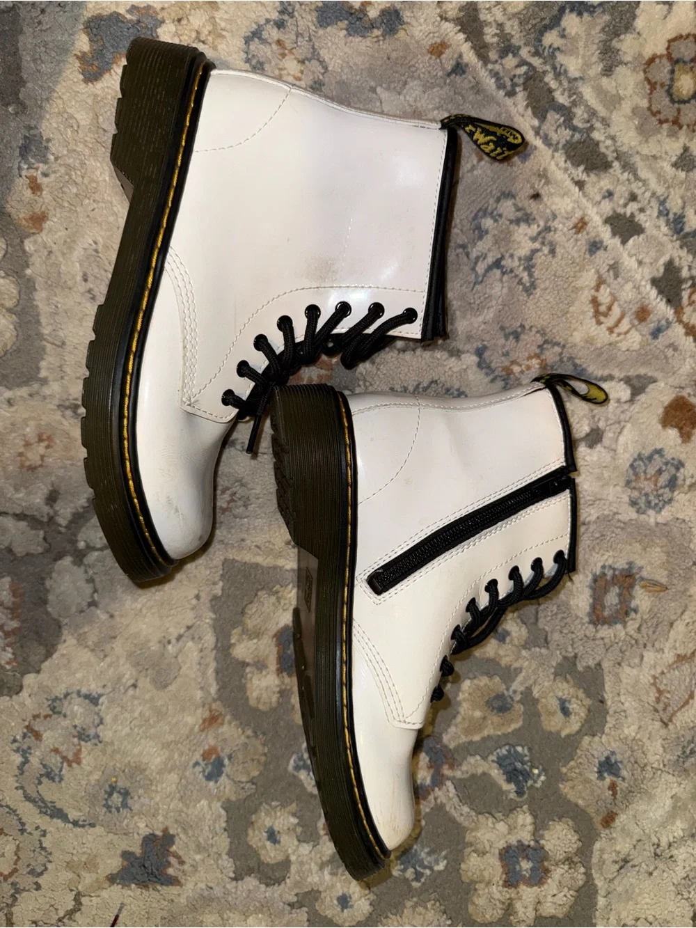 Kids white Dr.martens